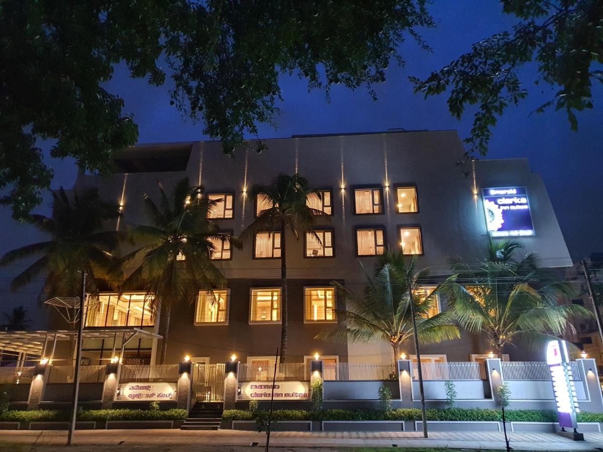 Emerald Clarks Inn Suites Mysore Buitenkant foto