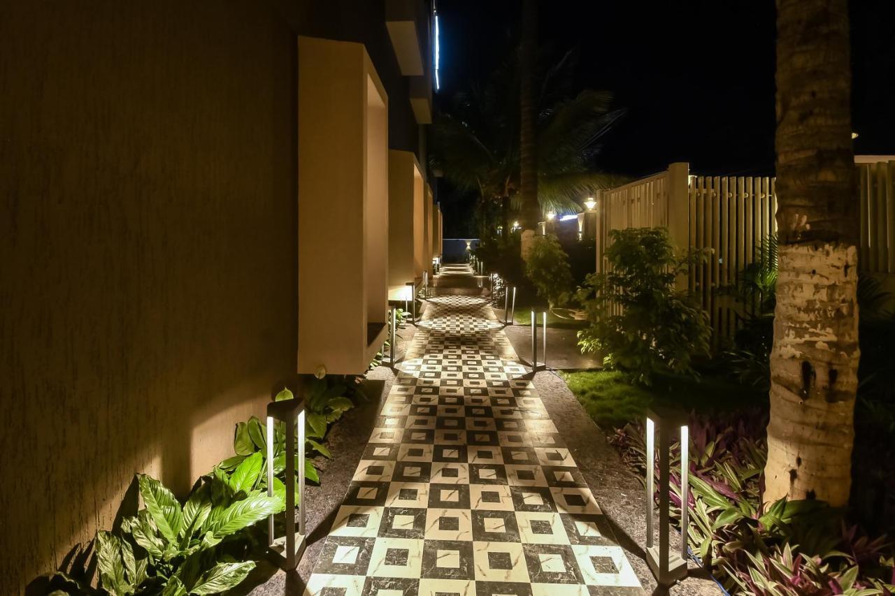 Emerald Clarks Inn Suites Mysore Buitenkant foto