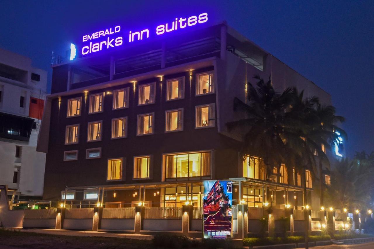 Emerald Clarks Inn Suites Mysore Buitenkant foto